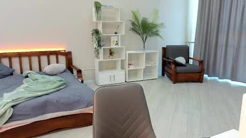 Archie online show from 11/12/25, 02:56