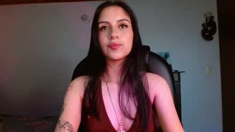 Snapshot of ary_pieerce chatting on 09/25/25, 10:35 Independent Model online show from 09/25/25, 10:35