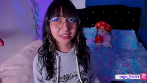Snapshot of arya_line chatting on 02/01/25, 07:05 Arys online show from 02/01/25, 07:05