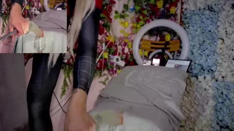 Asami online show from 10/31/25, 04:57