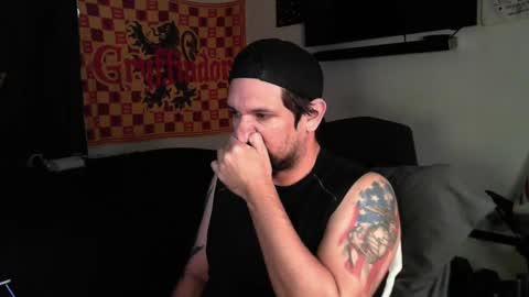 Snapshot of asanator101 chatting on 10/06/25, 06:16 devilPup75 online show from 10/06/25, 06:16