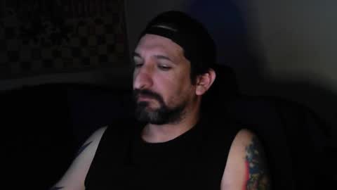 Snapshot of asanator101 chatting on 10/07/25, 12:35 devilPup75 online show from 10/07/25, 12:35