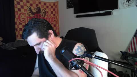 Snapshot of asanator101 chatting on 10/16/25, 01:50 devilPup75 online show from 10/16/25, 01:50