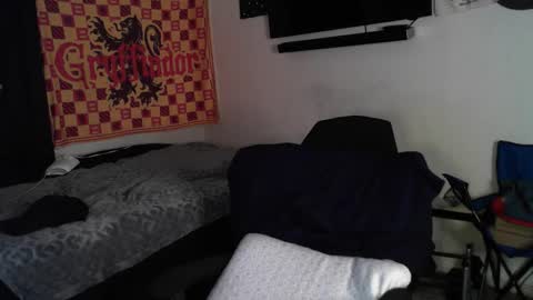 Snapshot of asanator101 chatting on 10/29/25, 07:43 devilPup75 online show from 10/29/25, 07:43