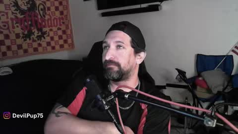 Snapshot of asanator101 chatting on 11/03/25, 03:35 devilPup75 online show from 11/03/25, 03:35