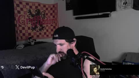 Snapshot of asanator101 chatting on 11/16/25, 08:53 devilPup75 online show from 11/16/25, 08:53