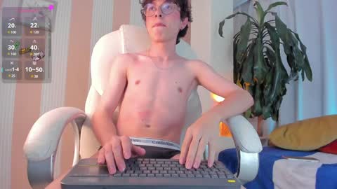 Snapshot of ash_ricci chatting on 01/03/25, 01:38 ash online show from 01/03/25, 01:38