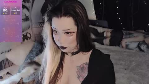 Sasha next stream December 4st  at  0000- 0030 am German time online show from 11/01/25, 11:18