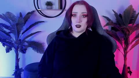 Snapshot of asheluck chatting on 12/15/24, 08:25 AshleyAshe online show from 12/15/24, 08:25