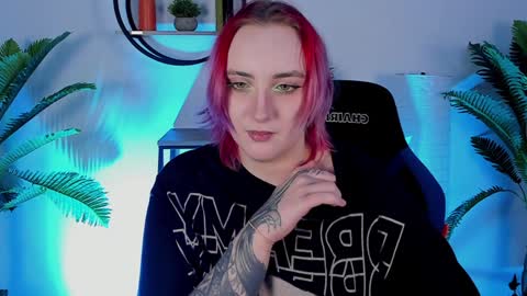 Snapshot of asheluck chatting on 01/19/25, 11:00 AshleyAshe online show from 01/19/25, 11:00