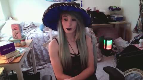 Snapshot of ashethegengar chatting on 12/02/25, 07:53 Ashley Scarlett online show from 12/02/25, 07:53