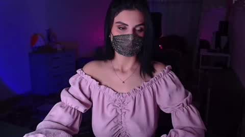Snapshot of ashley__cooper__ chatting on 12/03/24, 04:14 Yasmina online show from 12/03/24, 04:14