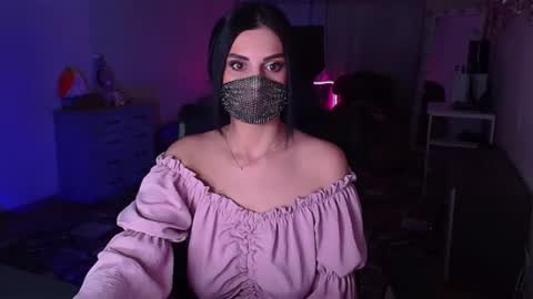 Snapshot of ashley__cooper__ chatting on 12/04/24, 02:42 Yasmina online show from 12/04/24, 02:42