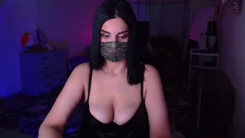 Snapshot of ashley__cooper__ chatting on 12/09/24, 04:12 Yasmina online show from 12/09/24, 04:12