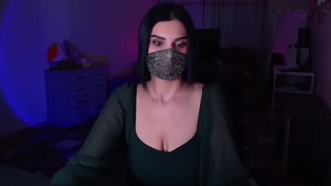 Snapshot of ashley__cooper__ chatting on 12/10/24, 04:13 Yasmina online show from 12/10/24, 04:13