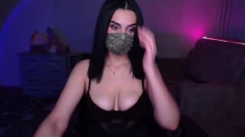 Snapshot of ashley__cooper__ chatting on 12/26/24, 03:16 Yasmina online show from 12/26/24, 03:16