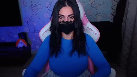   Yasmina   online show from 10/08/25, 04:43