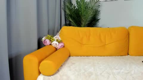 Snapshot of ashley_angely chatting on 11/05/25, 04:34 Ashley online show from 11/05/25, 04:34