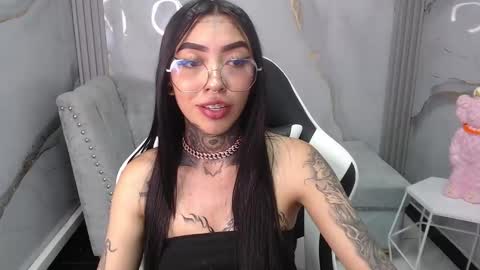 ashley_blum_v online show from 10/10/25, 08:08