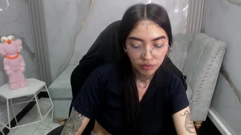 ashley_blum_v online show from 10/25/25, 01:35