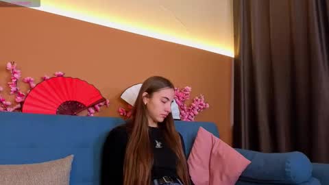 Ashle online show from 11/10/25, 04:11