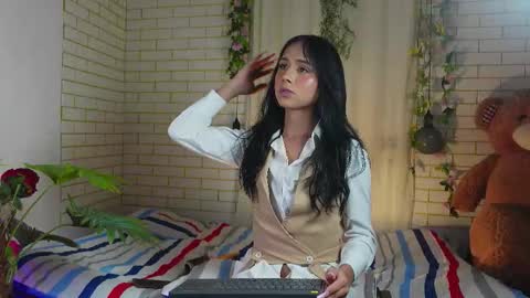 ashley_winhouse online show from 10/06/25, 06:55