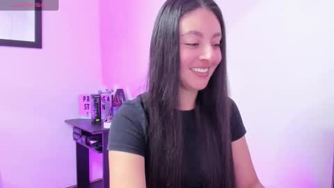 Snapshot of ashleybazan1 chatting on 11/22/25, 03:55 Ashley online show from 11/22/25, 03:55