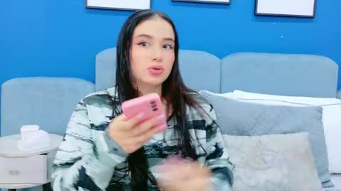 Snapshot of ashleyevans21 chatting on 11/08/25, 08:29 Ashley Evans online show from 11/08/25, 08:29