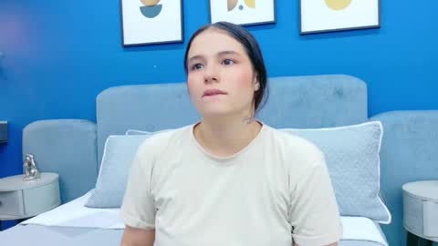 Snapshot of ashleyevans21 chatting on 11/14/25, 09:13 Ashley Evans online show from 11/14/25, 09:13