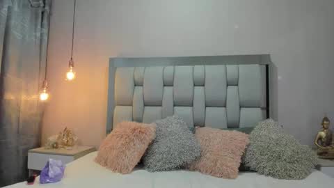 AshleyHill online show from 10/21/25, 03:18