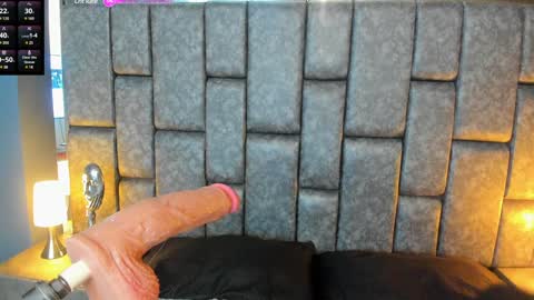 Snapshot of ashleyjonnees chatting on 12/24/24, 10:33 ASHLEY My schedule 600 - 1400 GMT -5 online show from 12/24/24, 10:33