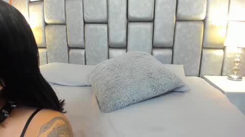 Snapshot of ashleyjonnees chatting on 09/22/25, 12:18 ASHLEY My schedule 600 - 1400 GMT -5 online show from 09/22/25, 12:18