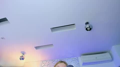 Snapshot of ashleyjonse chatting on 10/09/25, 05:38 AshleyJonse online show from 10/09/25, 05:38