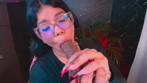 Snapshot of ashleyy18__ chatting on 10/31/25, 12:33 Ashleyy18 online show from 10/31/25, 12:33