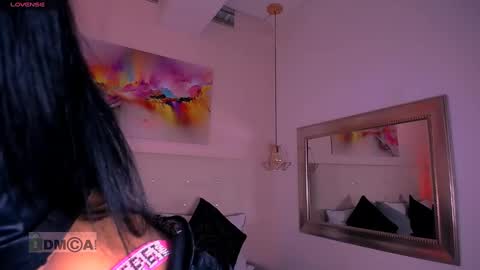 Ashlie  online show from 01/27/25, 09:00