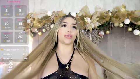 Snapshot of ashlye_stone chatting on 12/14/24, 05:07 Paula Baleta online show from 12/14/24, 05:07
