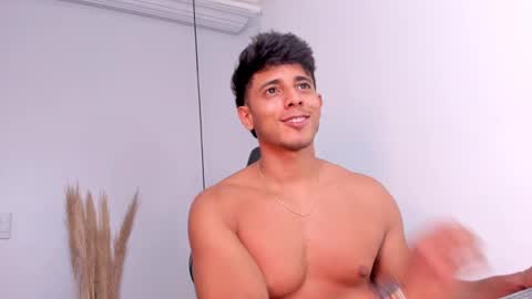 Snapshot of ashton_coleman_ chatting on 02/24/25, 09:21 my name real is camilo online show from 02/24/25, 09:21
