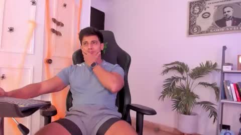 my name real is camilo online show from 10/28/25, 05:22