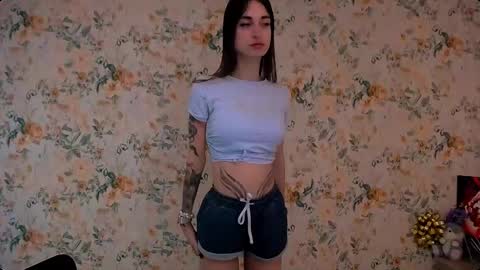 Snapshot of asia_n_ chatting on 01/04/25, 10:38 asia_n_ online show from 01/04/25, 10:38