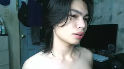 Snapshot of asian_babyboi chatting on 10/02/25, 12:56 asian_babyboi online show from 10/02/25, 12:56