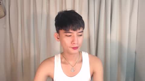 Snapshot of asian_cutiebaexx chatting on 09/14/25, 05:23 Pat online show from 09/14/25, 05:23