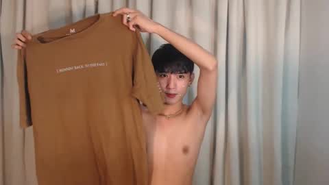 Snapshot of asian_cutiebaexx chatting on 09/26/25, 06:06 Pat online show from 09/26/25, 06:06
