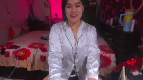 Snapshot of asian_diana69 chatting on 12/14/24, 07:18 diane online show from 12/14/24, 07:18