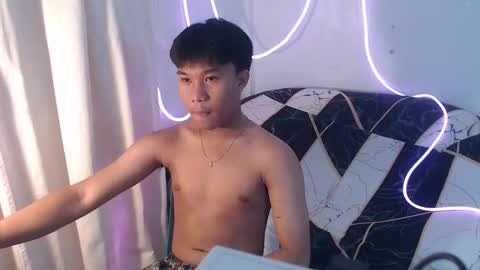 Snapshot of asian_prince_of_cock chatting on 09/26/25, 12:09 Prince online show from 09/26/25, 12:09