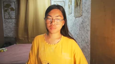 Rhean online show from 09/17/25, 12:01