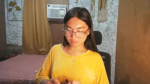 Rhean online show from 09/21/25, 10:50