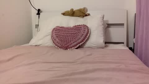 Snapshot of asian_temptation chatting on 10/21/25, 06:41 asian_temptation online show from 10/21/25, 06:41