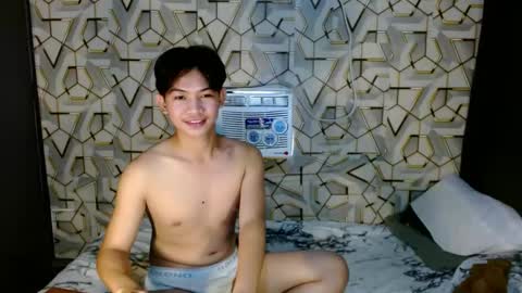 Snapshot of asian_wayne chatting on 12/10/24, 06:54 wayne online show from 12/10/24, 06:54