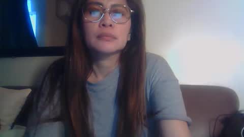 Snapshot of asiana1979 chatting on 10/15/25, 06:30 asiana1979 online show from 10/15/25, 06:30