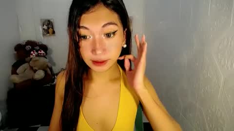 Snapshot of asianbarbie05 chatting on 12/09/24, 08:11 SOFIA online show from 12/09/24, 08:11